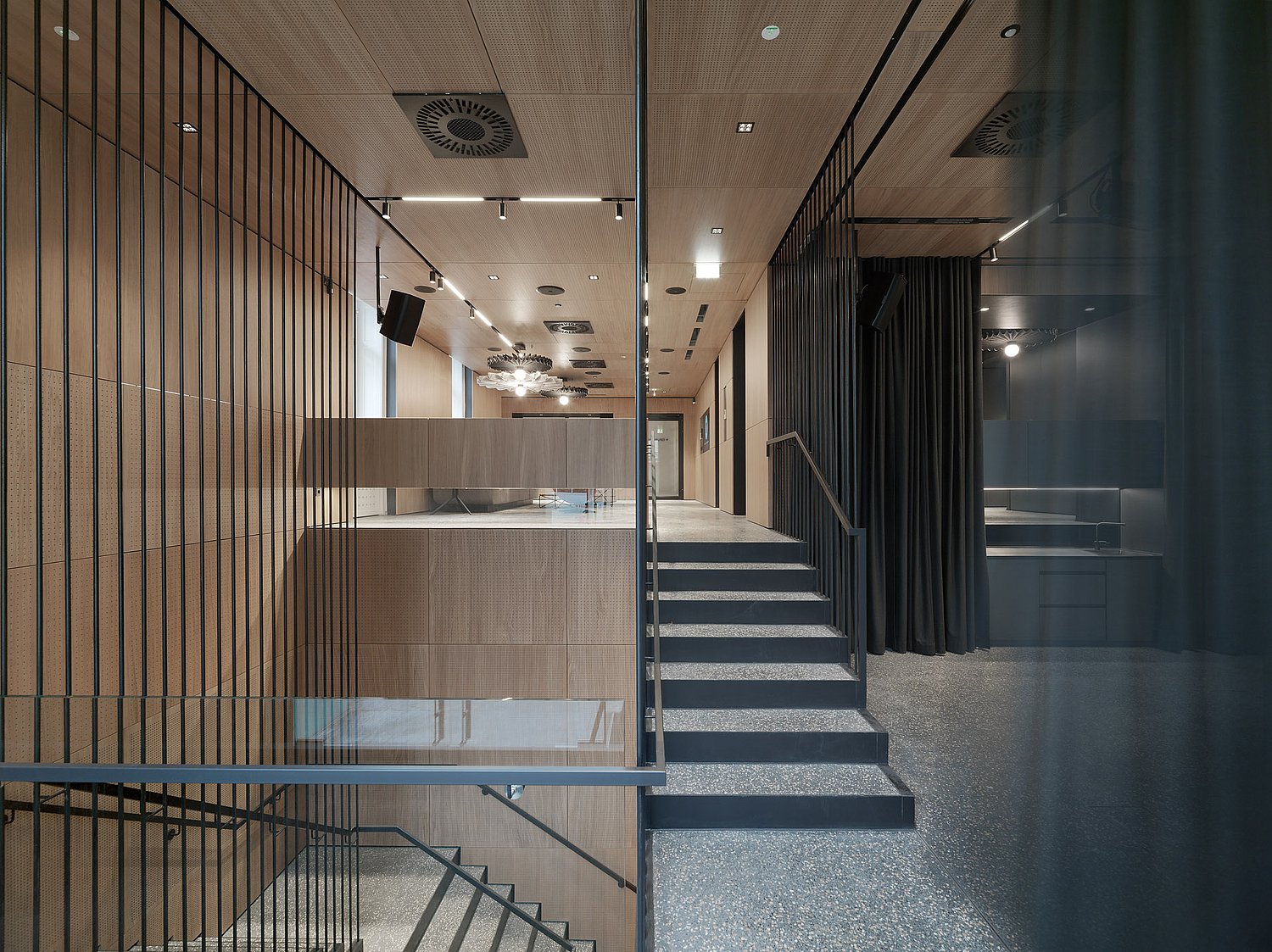 the_stage_forum_mozartplatz_wien_c_paul_ott_01