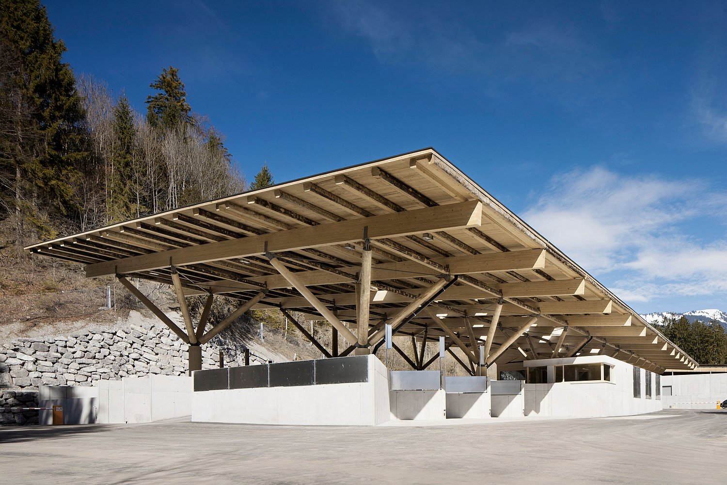 dlz_blumenegg_photo_albrecht_imanuel_schnabel_03