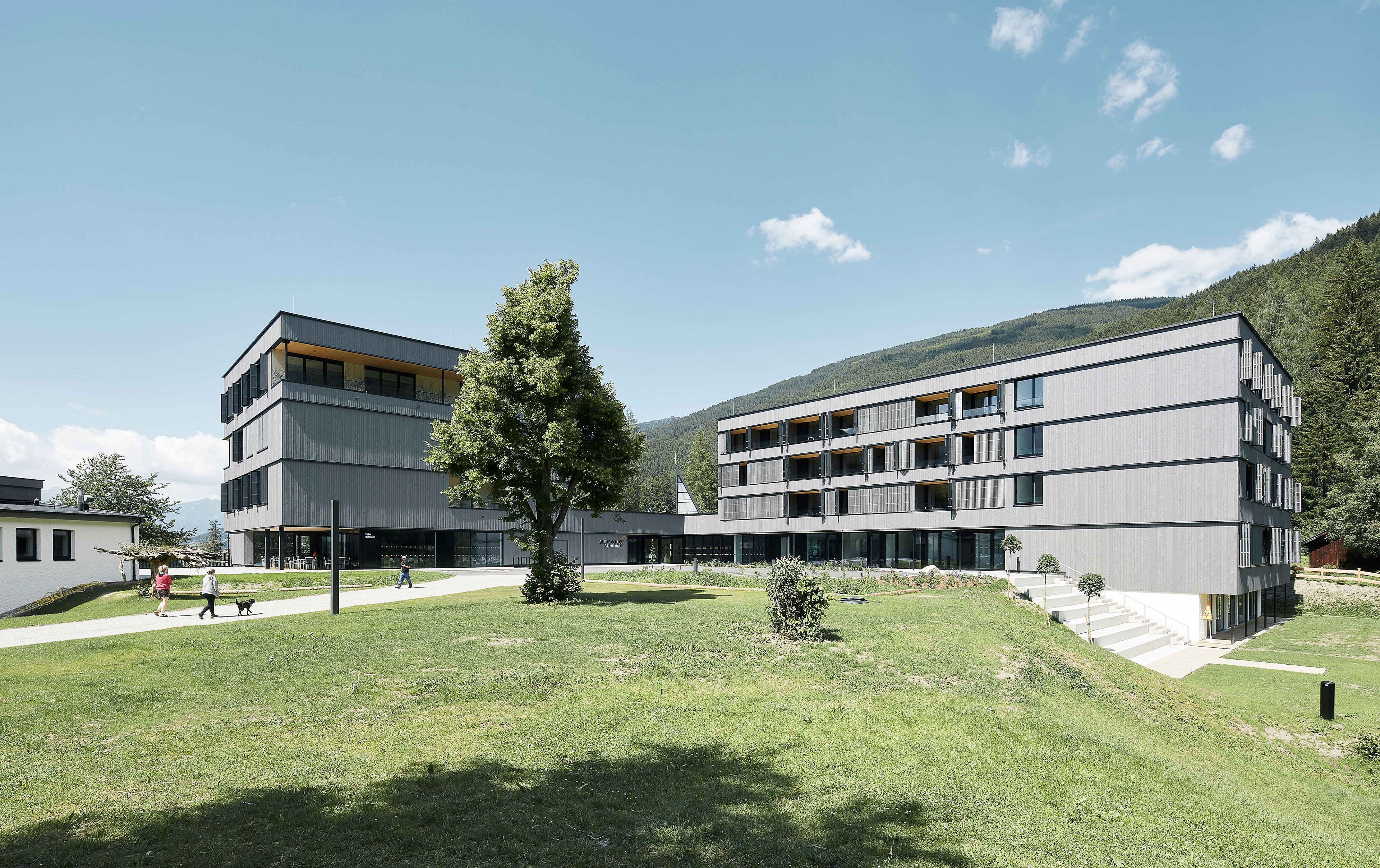 bildungshaus_st_michael_pfons_schreyerdavid_02